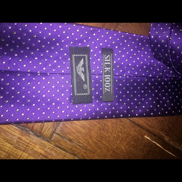 SOLD!!!! Giorgio Armani 100% silk tie. - Picture 4 of 8